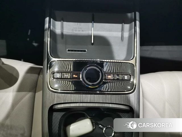 Geely Galaxy Galaxy Sparkle 8 PHEV id 4220909 из Китая 10