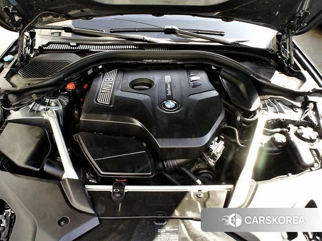 BMW 5 Series (G30) id 3889381 из Кореи 10