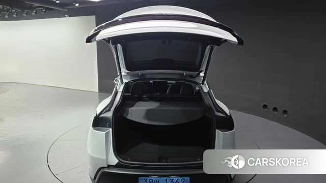 Tesla Model Y id 4706000 из Кореи 10