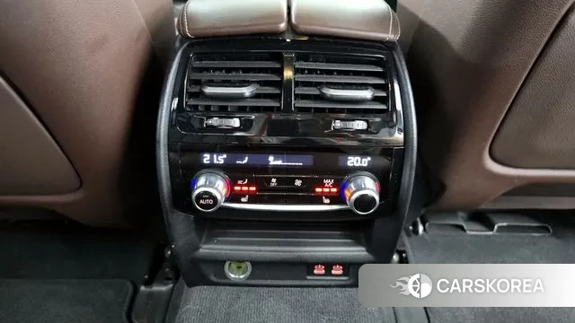 BMW 5 Series (G30) id 2993439 из Кореи 10