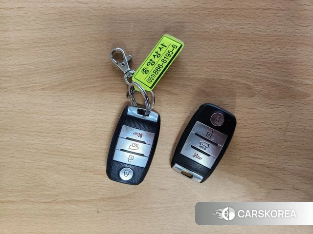 Kia Stonic id 4662772 из Кореи 10