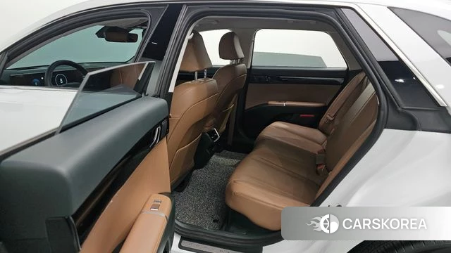 Hyundai Grandeur Hybrid (GN7) id 4468944 из Кореи 10