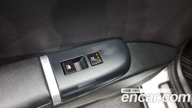 Hyundai Grandeur (GN7) id 2407810 из Кореи 10