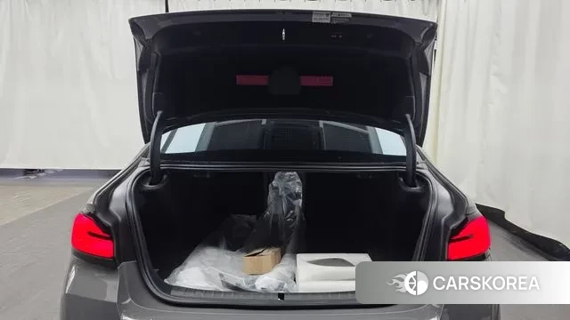 BMW 5 Series (G30) id 3671346 из Кореи 10