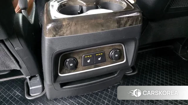 Hyundai The New Grand Starex id 3396431 из Кореи 10