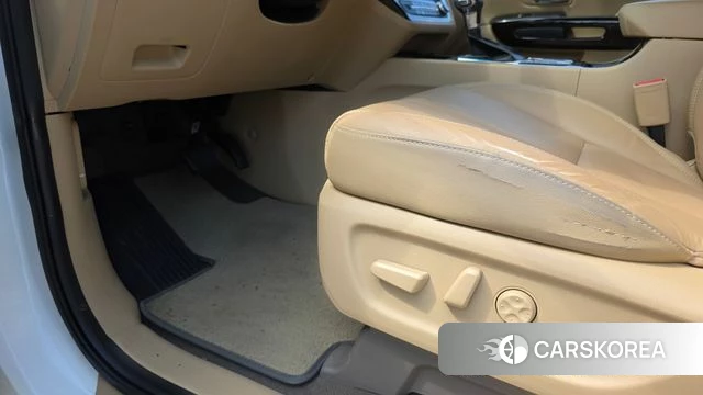 Kia The New Carnival id 4403388 из Кореи 10