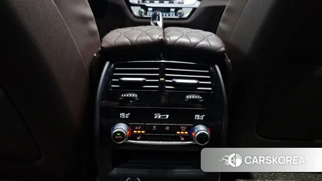 BMW 5 Series (G30) id 3180398 из Кореи 10