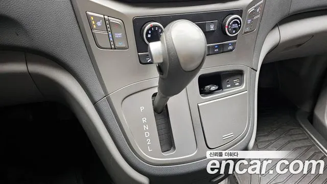 Hyundai The New Grand Starex id 2680799 из Кореи 10