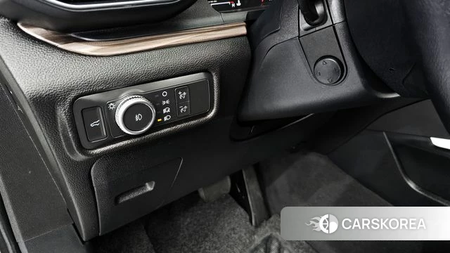 Ford Explorer 6th Generation id 3910200 из Кореи 10