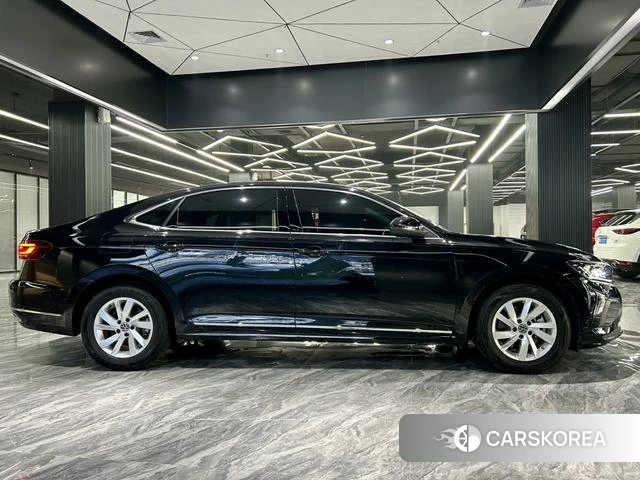 Volkswagen Passat id 4258664 из Китая 10