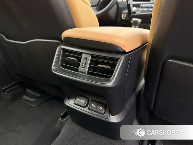 Lexus ES id 4271056 из Китая 10