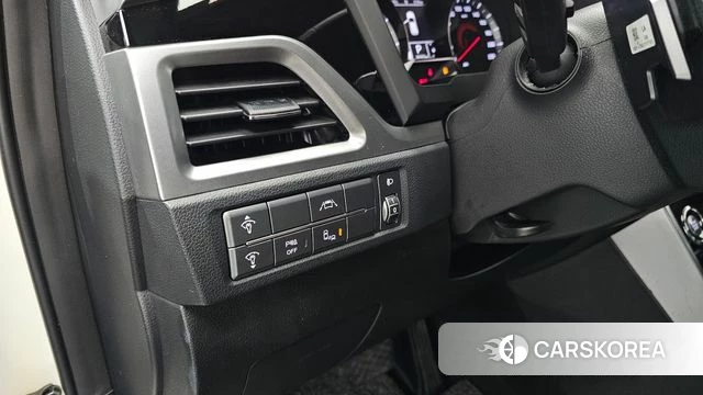 Ssangyong Beautiful Korando id 4758779 из Кореи 10