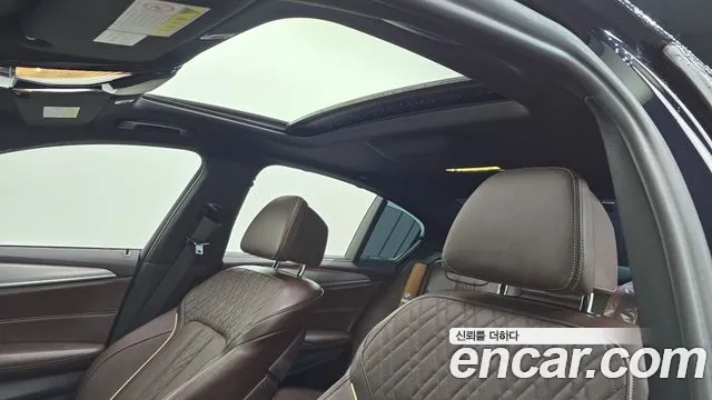 BMW 5 Series (G30) id 2936942 из Кореи 10