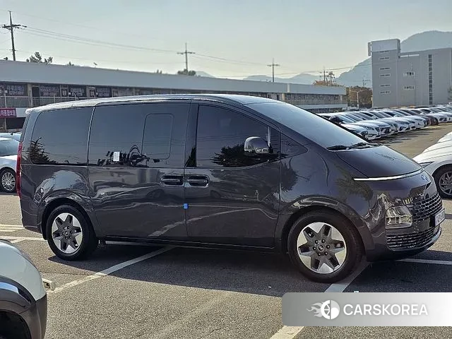 Hyundai Staria id 3572961 из Кореи 10