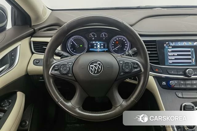 Buick Lacrosse id 4212334 из Китая 10