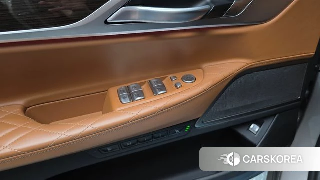 BMW 7 Series (G11) id 4231980 из Кореи 10