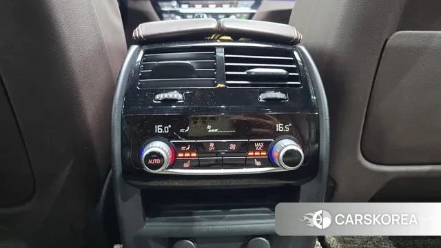 BMW 5 Series (G30) id 2995319 из Кореи 10