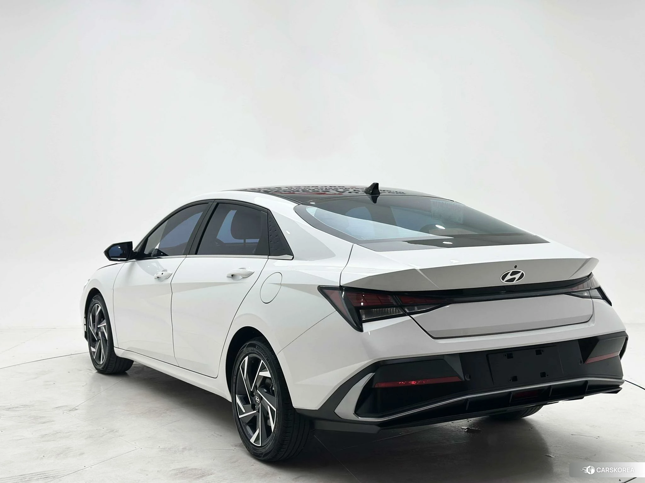 Hyundai Elantra id 4420990 из Китая 10