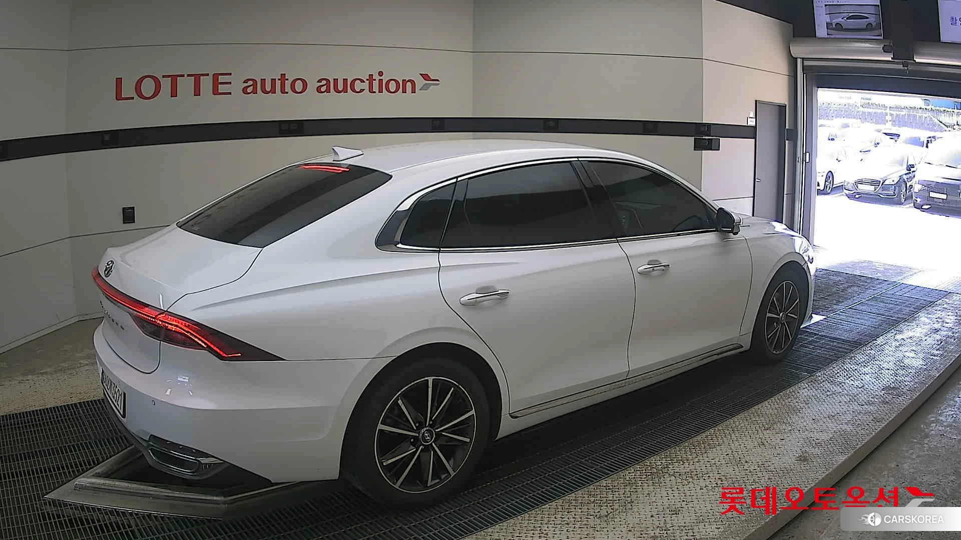 Hyundai Grandeur id 4296820 из Кореи 10