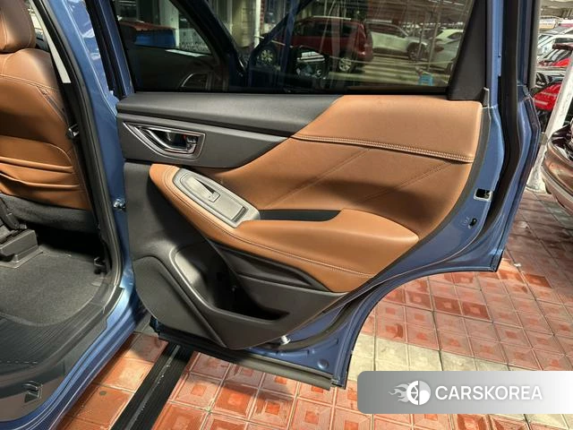 Subaru FORESTER Forester id 4207555 из Китая 10