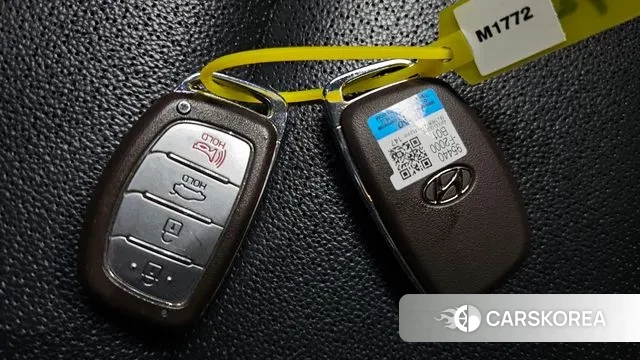 Hyundai Avante AD id 3709297 из Кореи 10