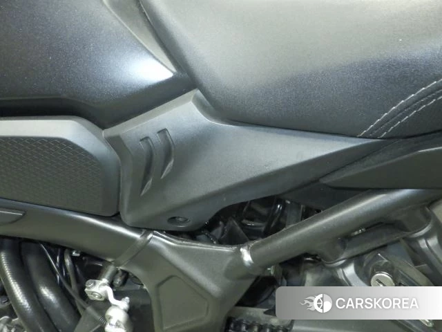 Проданный Honda CB650R id 3999427 из Японии, фото 10