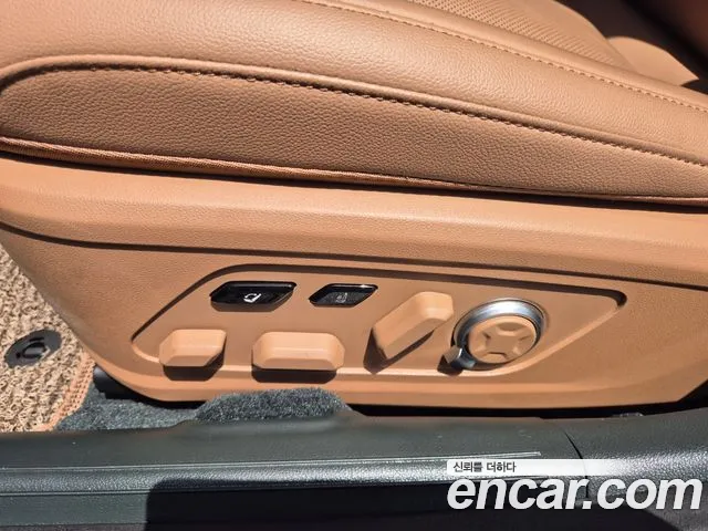 Hyundai Grandeur (GN7) id 2698141 из Кореи 10