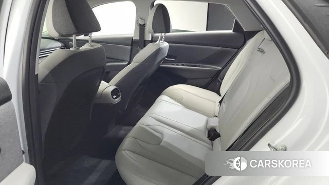 Hyundai Avante (CN7) id 3897404 из Кореи 10