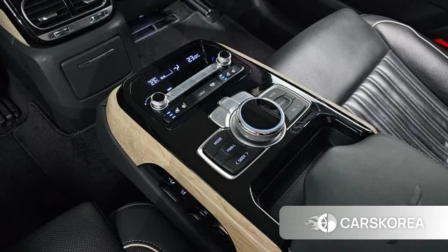 Genesis G90 id 3176677 из Кореи 10