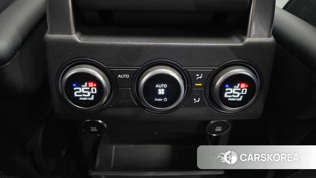 Land Rover Discovery 5 id 3866454 из Кореи 10