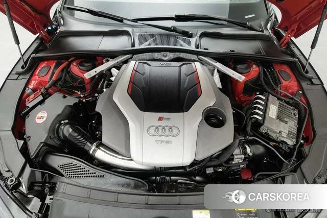 Audi RS 5 id 4210590 из Китая 10