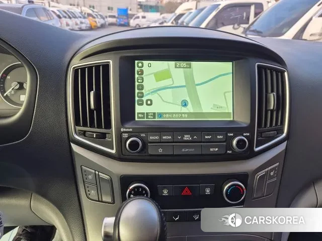 Hyundai The New Grand Starex id 3408185 из Кореи 10