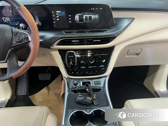 Buick GL8 id 4238740 из Китая 10