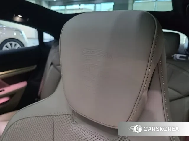 Porsche Taycan id 3289305 из Кореи 10