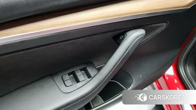 Tesla Model 3 id 2994475 из Кореи 10