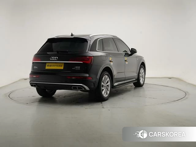 Audi Q5L id 3927064 из Китая 10