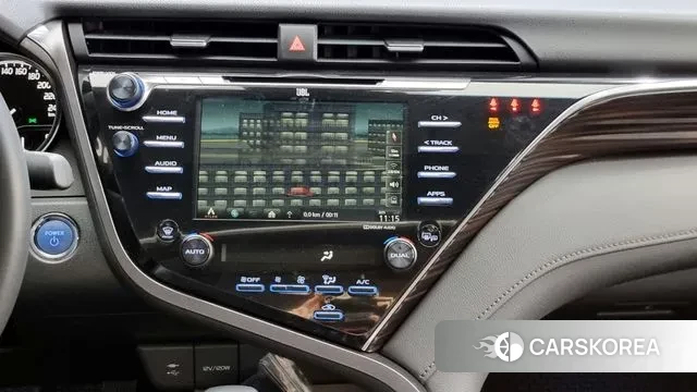 Toyota Camry (XV70) id 3024693 из Кореи 10