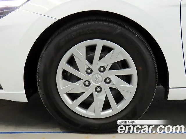 Hyundai Avante (CN7) id 2899587 из Кореи 10