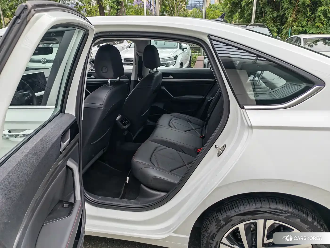 Volkswagen Lavida id 4565354 из Китая 10