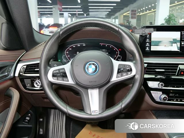 BMW 5 series PHEV id 4333344 из Китая 10