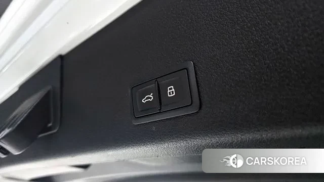 Audi e-Tron id 3717849 из Кореи 10