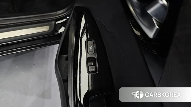 Kia K7 Premier Hybrid id 3033706 из Кореи 10