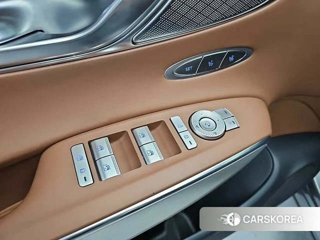 Genesis GV70 id 4793838 из Кореи 10