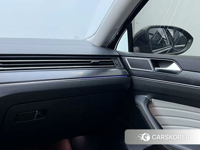 Volkswagen Magotan id 4342089 из Китая 10