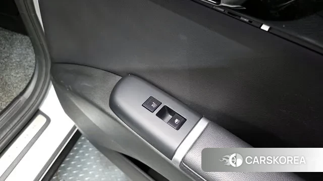 Hyundai Grandeur (GN7) id 3026978 из Кореи 10