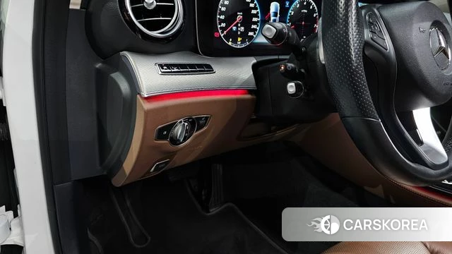 Mercedes-Benz E-Class W213 id 3845733 из Кореи 10