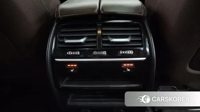 BMW 5 Series (G30) id 2966452 из Кореи 10