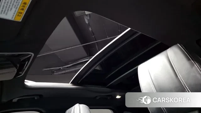 Land Rover Range Rover Velar id 3593498 из Кореи 10