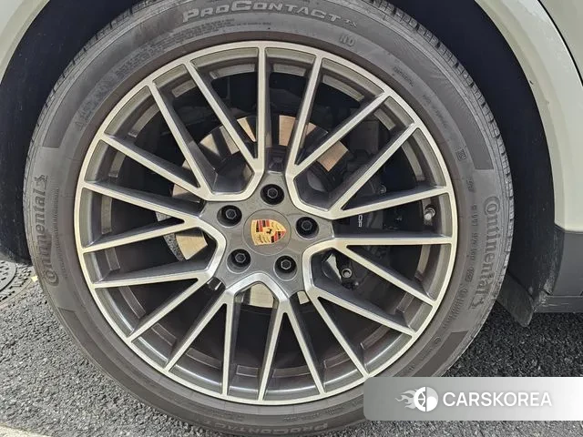 Porsche Cayenne (PO536) id 3410599 из Кореи 10