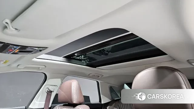 Hyundai Grandeur (GN7) id 2900422 из Кореи 10